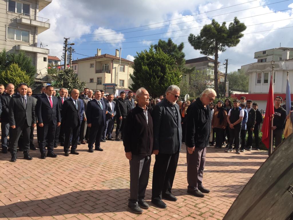 29 Ekim 2022 Cumhuriyet Bayramı çelenk sunumu