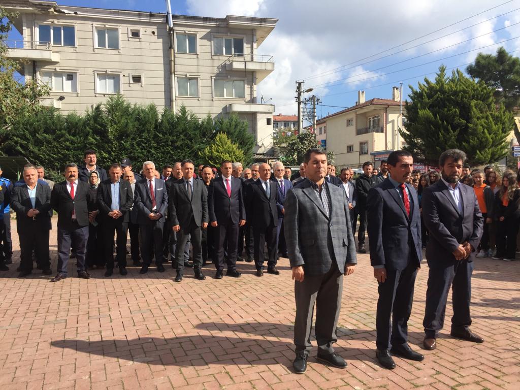 29 Ekim 2022 Cumhuriyet Bayramı çelenk sunumu