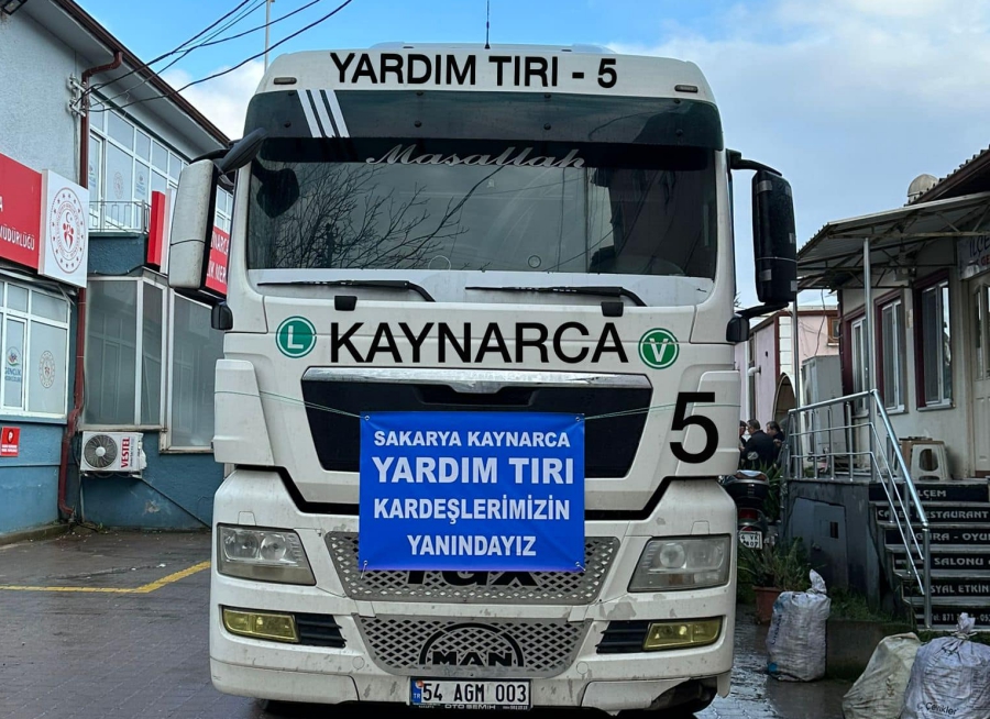 Deprem yardımları için aralıksız çalışma