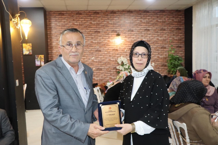 Kaynarca İlçe Nüfus Müdürü Perihan Akcaba onuruna veda yemeği