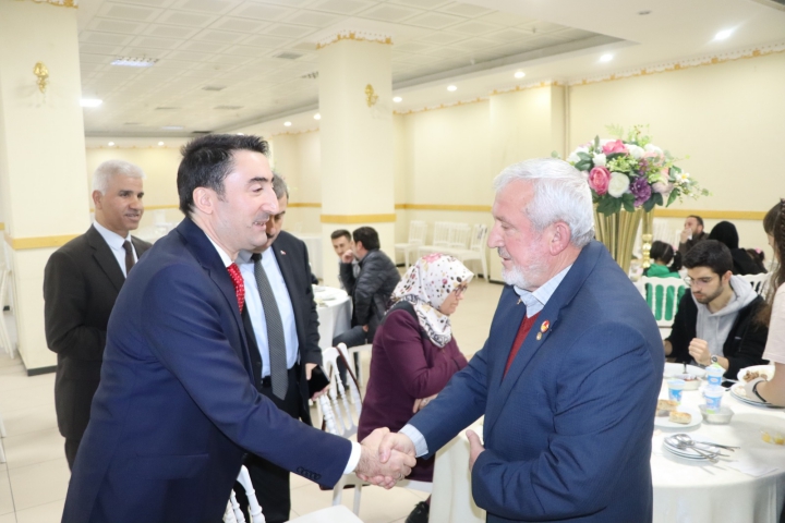Şehit ve Gazi ailelerine iftar yemeği verildi
