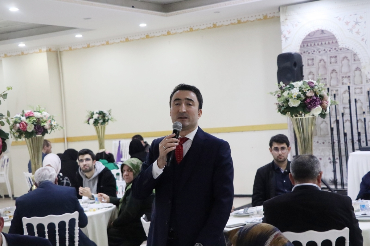 Şehit ve Gazi ailelerine iftar yemeği verildi