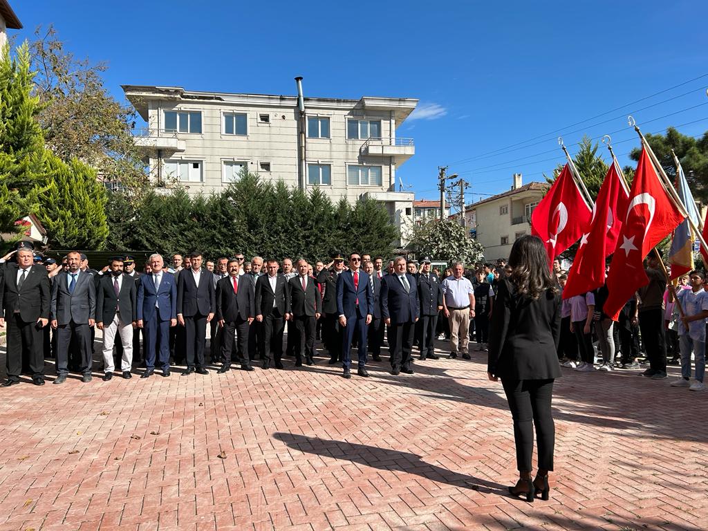 29 Ekim Cumhuriyet Bayramı çelenk töreni