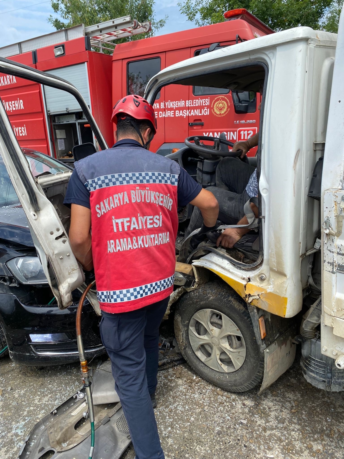 Karamanlar’da trafik kazası