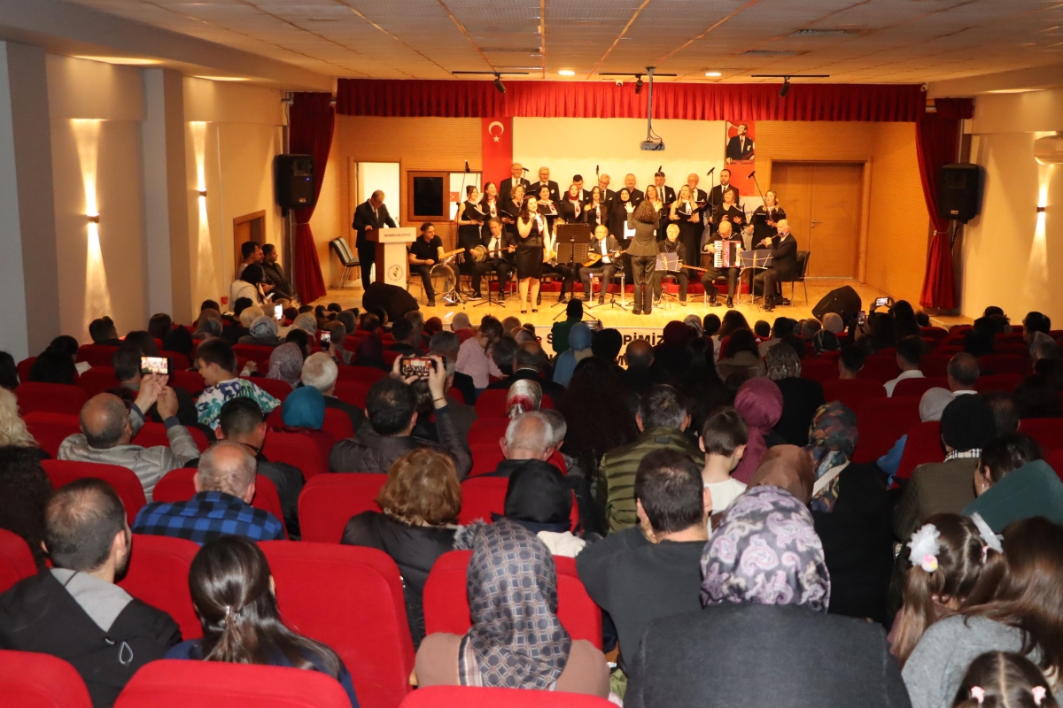 3 Mayıs Türk Halk Müziği Konseri'nden kareler