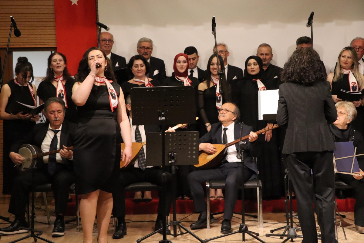 3 Mayıs Türk Halk Müziği Konseri'nden kareler