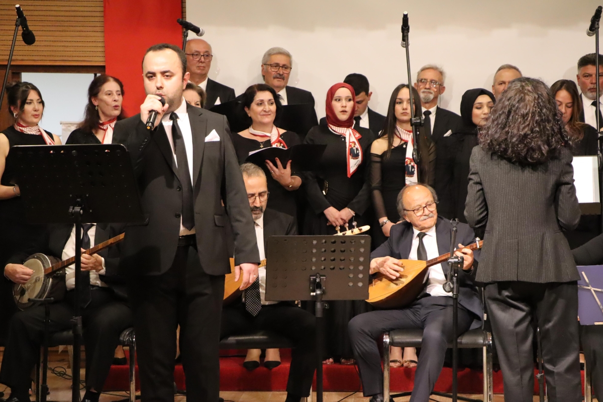 3 Mayıs Türk Halk Müziği Konseri'nden kareler