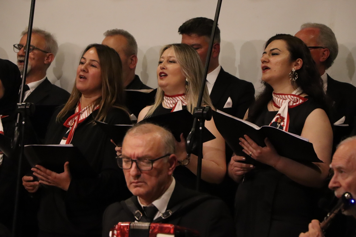 3 Mayıs Türk Halk Müziği Konseri'nden kareler