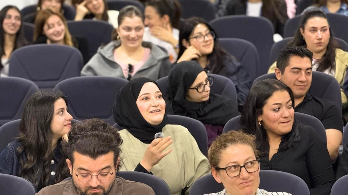 Başkan Yazgan, SUBÜ Kariyer Günleri’nde deneyimlerini paylaştı