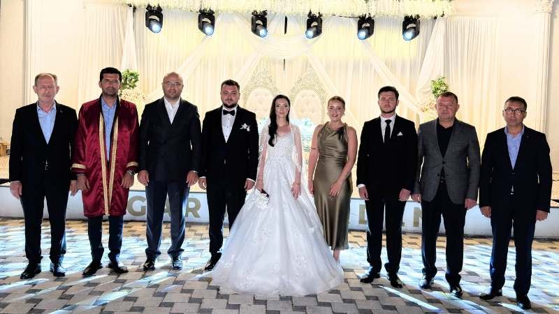 MHP Kaynarca İlçe Başkanı Onur Aktaş, Reyhan Nurkan Ayan ile Hayatını Birleştirdi