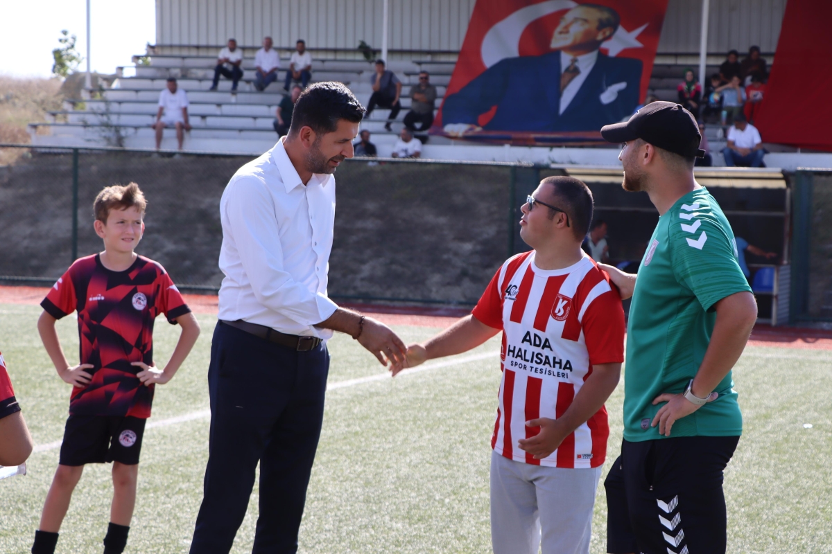 KAYNARCASPOR AKADEMİ ZAFER KUPALARI SAHİPLERİNİ BULDU