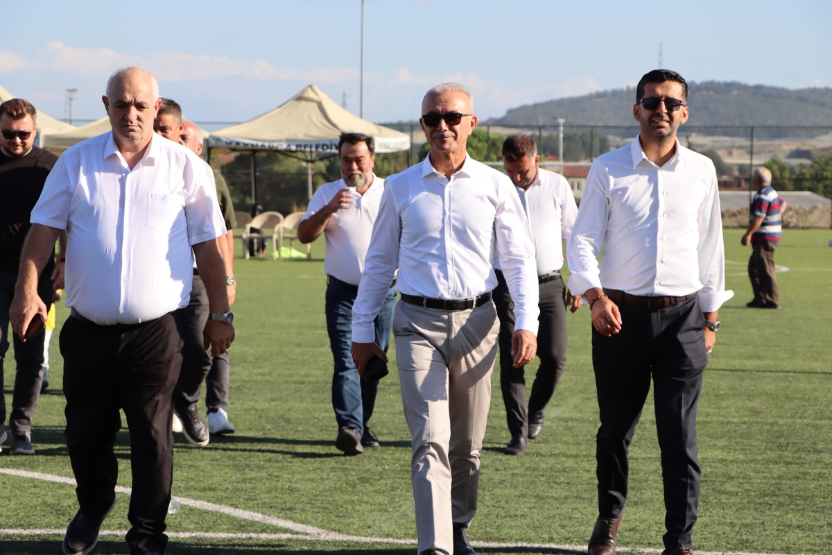 KAYNARCASPOR AKADEMİ ZAFER KUPALARI SAHİPLERİNİ BULDU