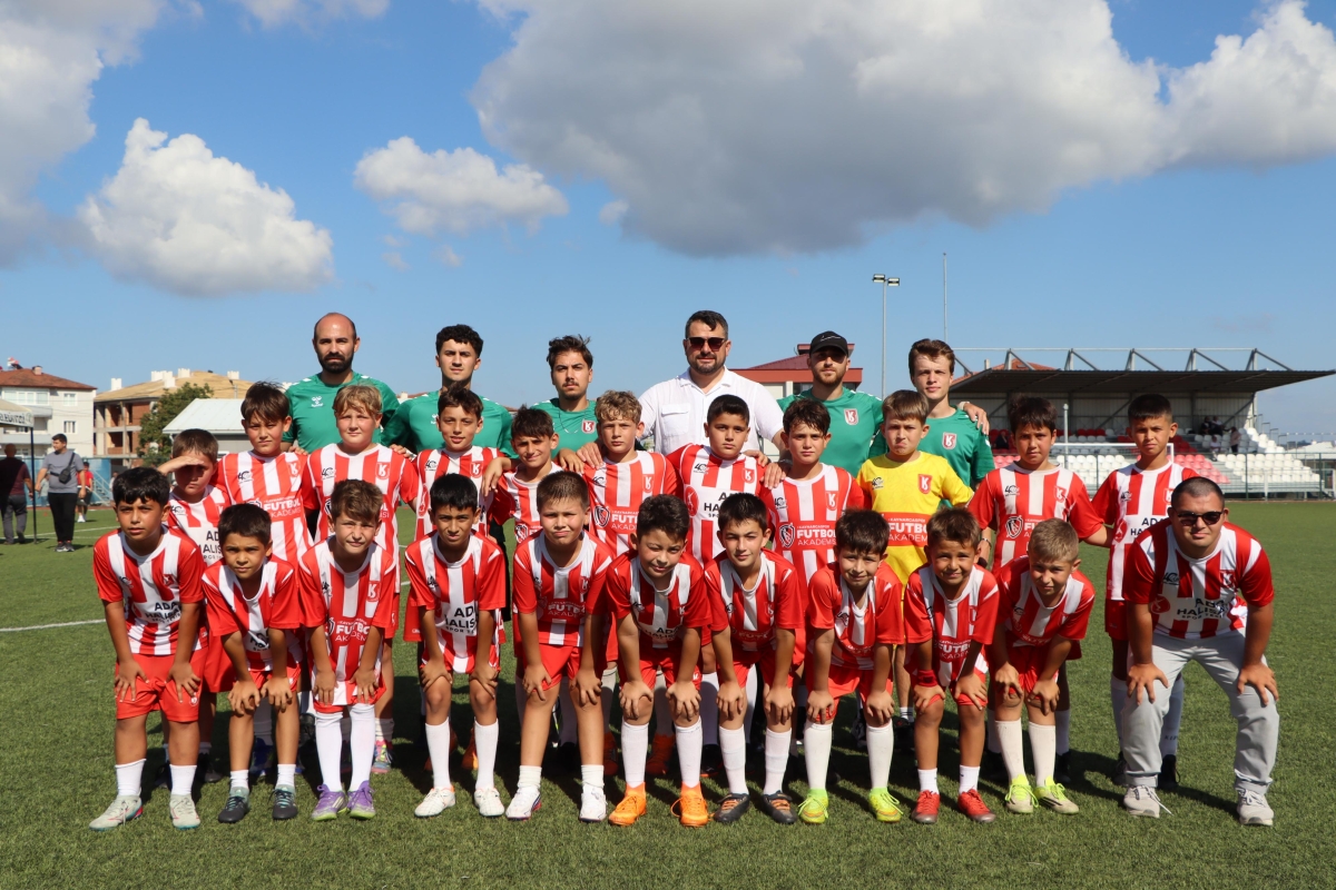 KAYNARCASPOR AKADEMİ ZAFER KUPALARI SAHİPLERİNİ BULDU
