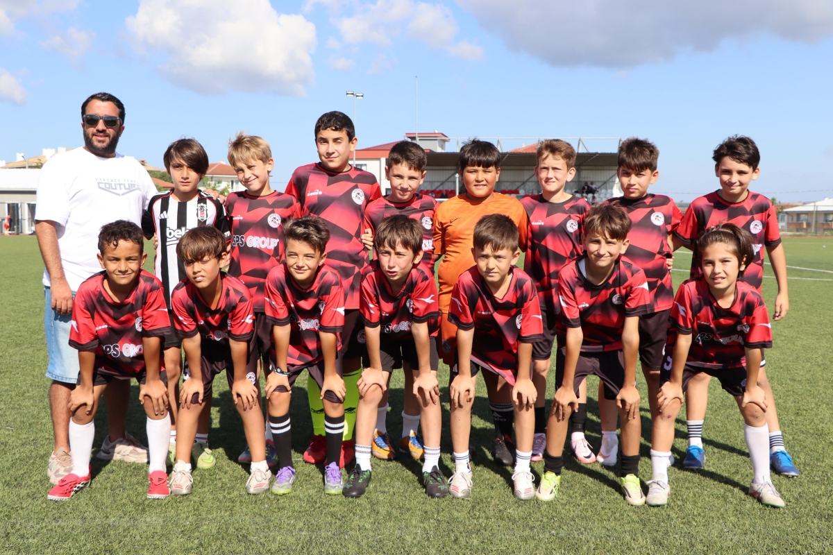KAYNARCASPOR AKADEMİ ZAFER KUPALARI SAHİPLERİNİ BULDU