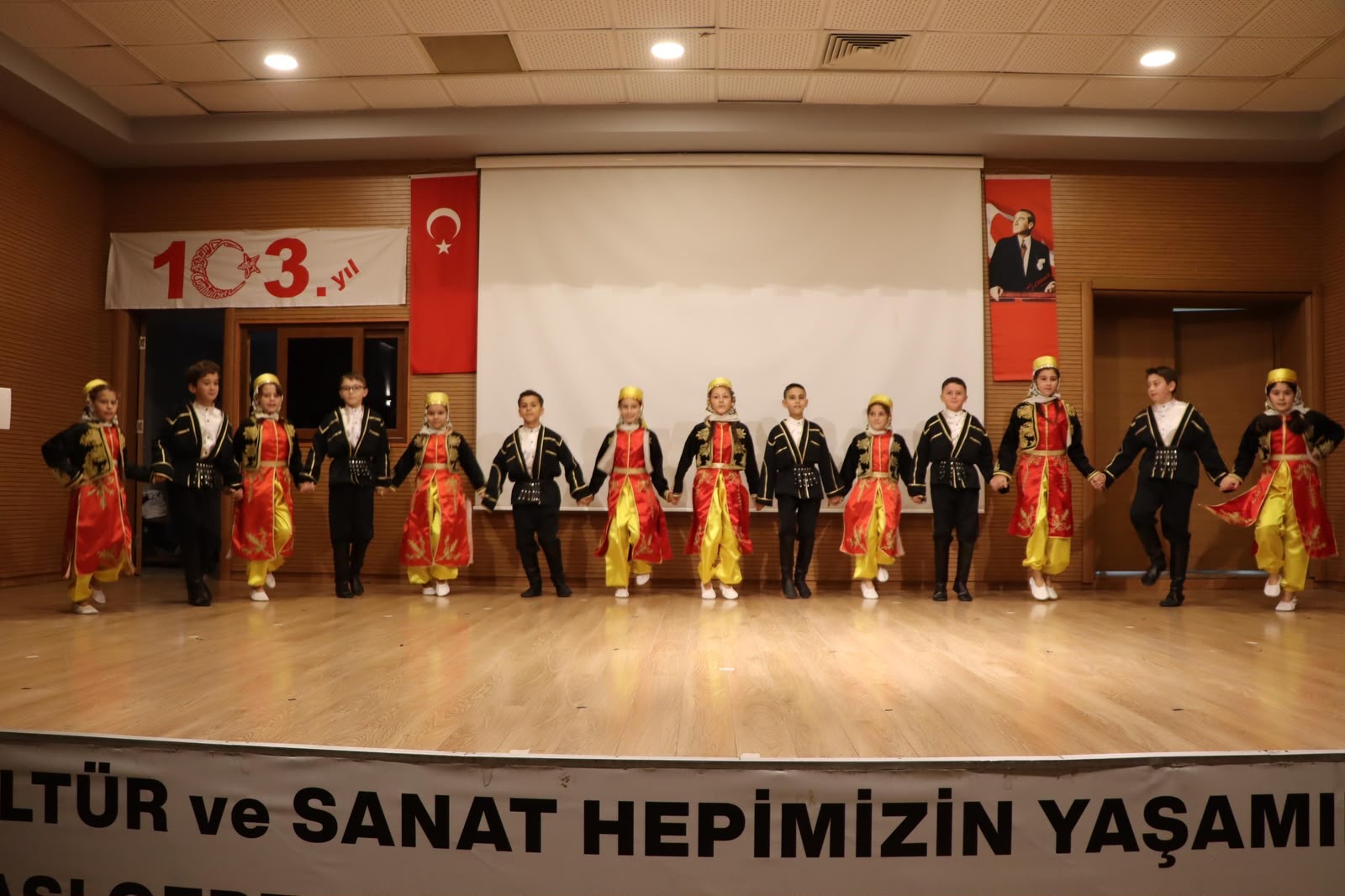 Kaynarca’da 29 Ekim Cumhuriyet Bayramı Coşkuyla Kutlandı