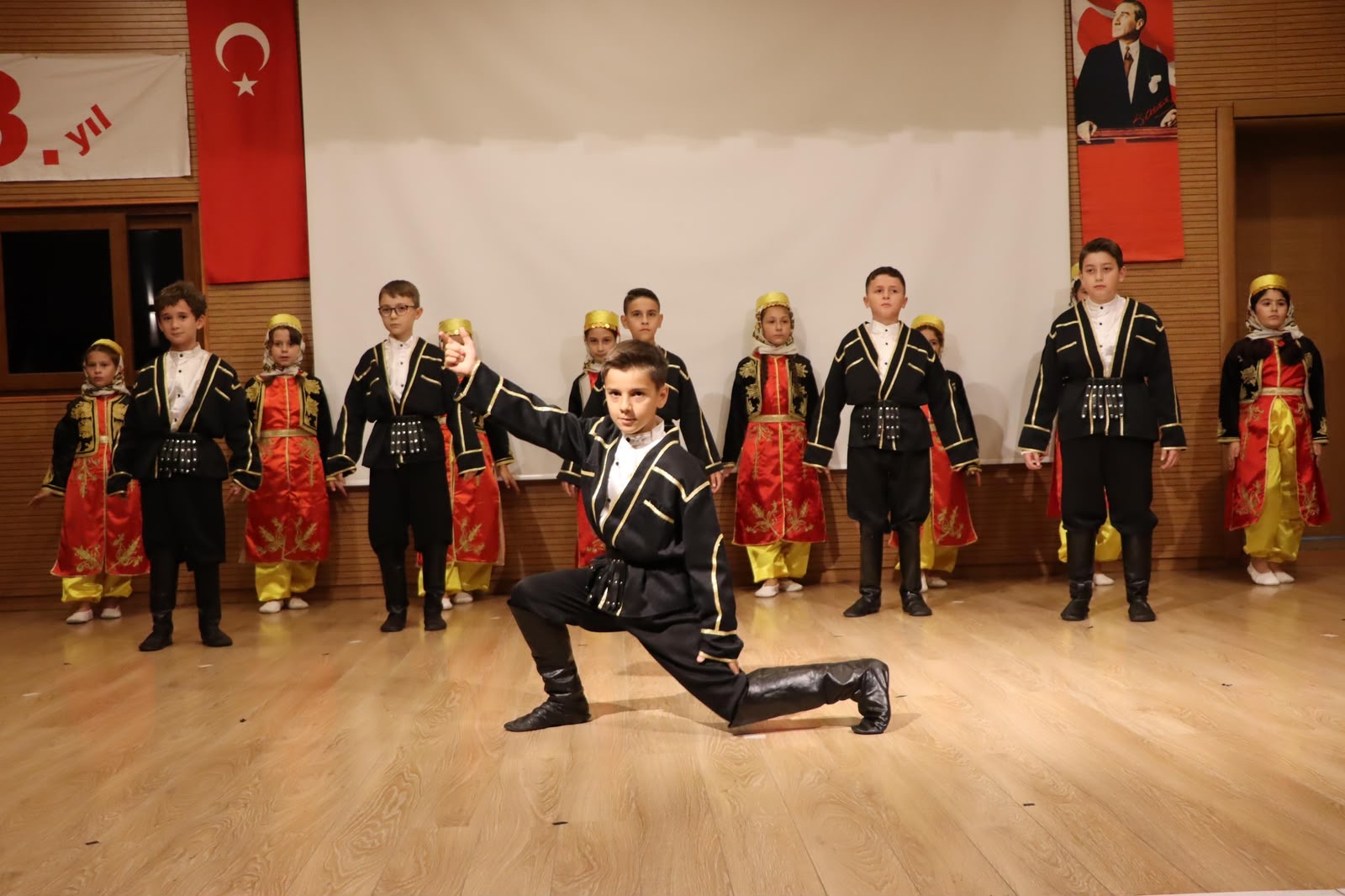 Kaynarca’da 29 Ekim Cumhuriyet Bayramı Coşkuyla Kutlandı