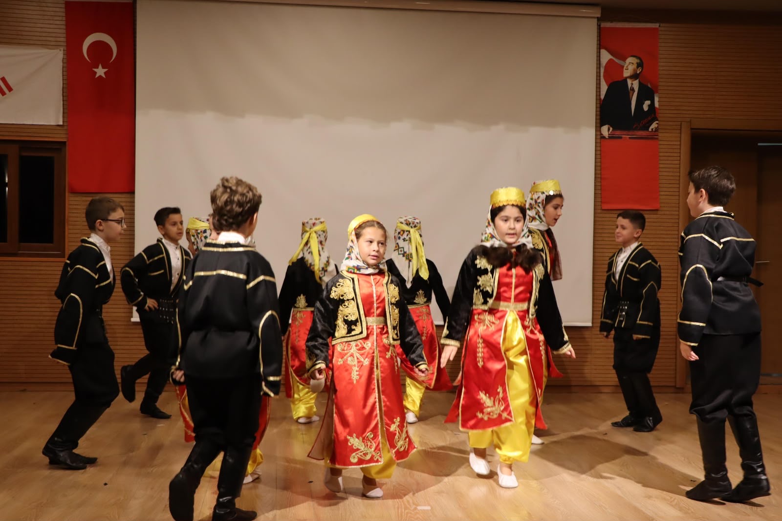 Kaynarca’da 29 Ekim Cumhuriyet Bayramı Coşkuyla Kutlandı
