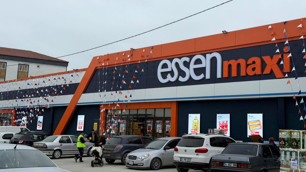 Kaynarca’da Essen Maxi Kapılarını Açtı: İlk Günden Yoğun İlgi