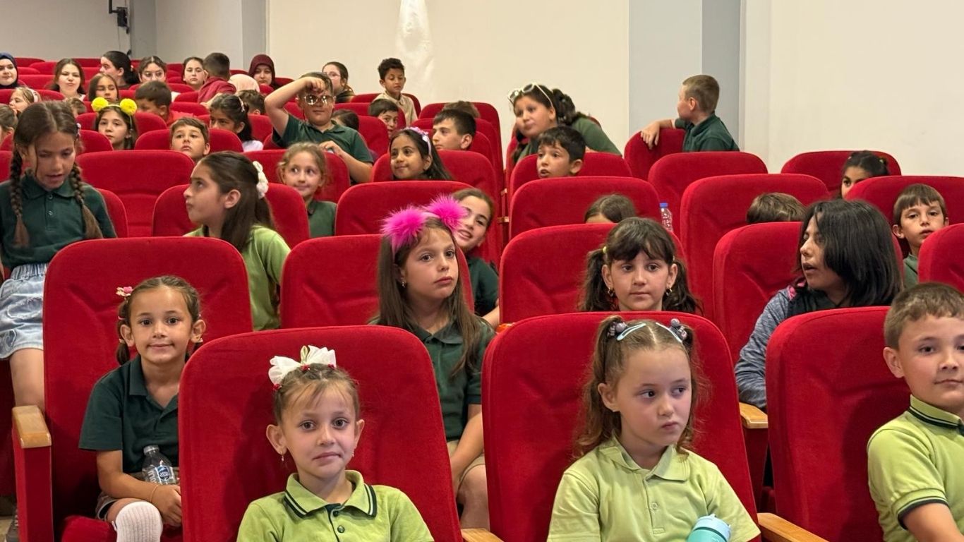 Başkan Yazgan Sözünü Unutmadı: Kaynarca'da Sinema Günleri İkinci Kez Başladı! - Video Haber