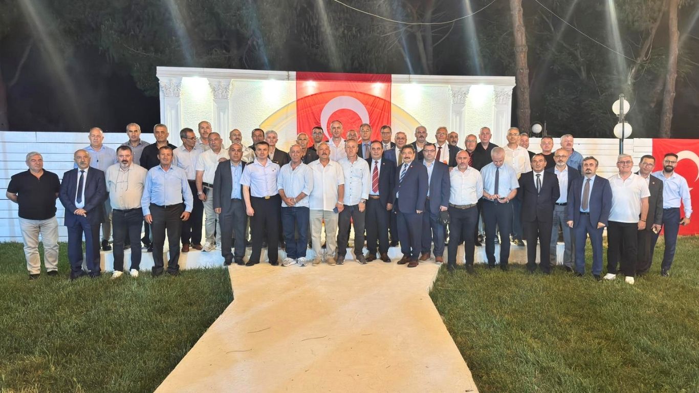 JANDARMANIN 187’NCİ KURULUŞ YILDÖNÜMÜ SAKARYA’DA COŞKUYLA KUTLANDI: EMEKLİ PERSONEL VE VATANDAŞLAR BİR ARAYA GELDİ