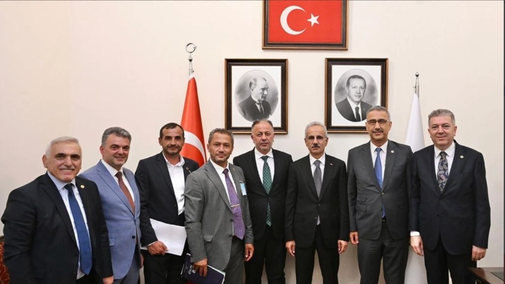 16 Yıllık Çile Bitiyor mu? Kaynarca-Karasu Yolu İçin Ankara'da Kritik Zirve!
